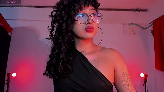 Snapshot of Heka_Prudence chatting on July 19, 5:11 am Heka Prudence online show from July 19, 5:11 am