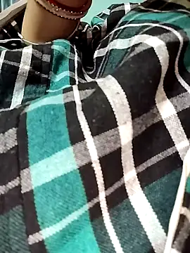 Royalgirl667 online show from December 26, 4:25 pm