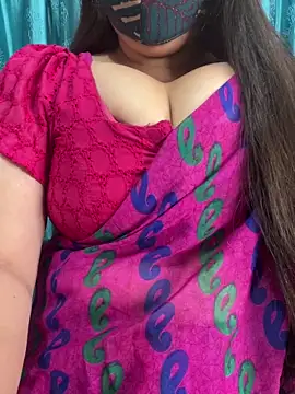 Snapshot of poision51 chatting on March 14, 8:20 am poision51 online show from March 14, 8:20 am