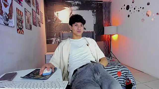 jason graeats online show from February 24, 11:36 pm