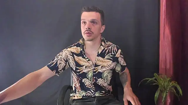 Snapshot of DonyBrown chatting on March 6, 6:43 am DonyBrown online show from March 6, 6:43 am