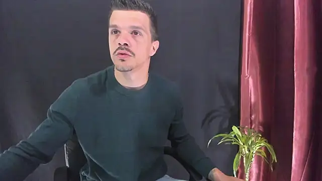 Snapshot of DonyBrown chatting on March 11, 3:34 am DonyBrown online show from March 11, 3:34 am