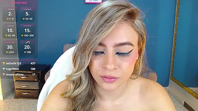 Snapshot of miacarperr1 chatting on January 3, 11:44 pm miacarperr1 online show from January 3, 11:44 pm