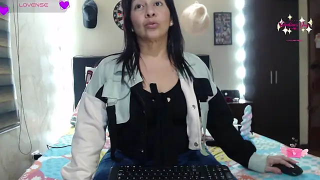 Rachell 111 online show from March 2, 12:20 am