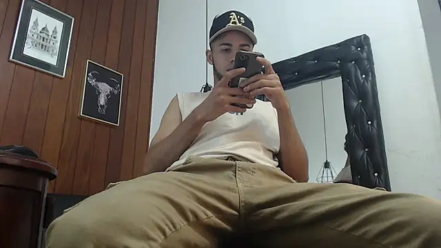 Snapshot of jhon_ath chatting on January 9, 3:58 am jhon ath online show from January 9, 3:58 am