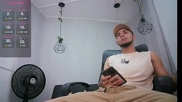 Snapshot of jhon_ath chatting on February 14, 5:30 am jhon ath online show from February 14, 5:30 am