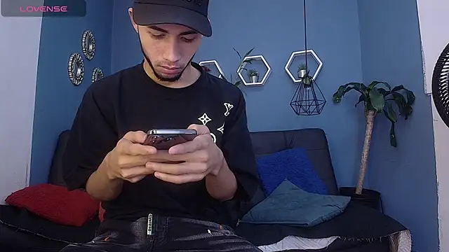 Snapshot of jhon_ath chatting on September 13, 12:27 pm jhon ath online show from September 13, 12:27 pm