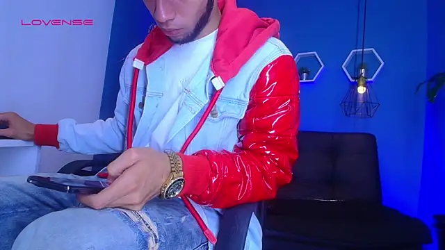 Snapshot of jhon_ath chatting on October 12, 1:04 am jhon ath online show from October 12, 1:04 am