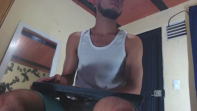 Snapshot of jhon_ath chatting on November 2, 2:36 am jhon ath online show from November 2, 2:36 am