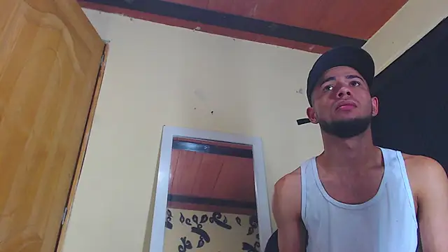 Snapshot of jhon_ath chatting on November 20, 4:07 pm jhon ath online show from November 20, 4:07 pm