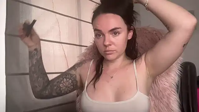 yorkshiregal online show from January 5, 3:13 pm