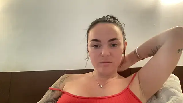 yorkshiregal online show from February 28, 1:03 pm