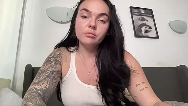 yorkshiregal online show from November 26, 2:40 pm