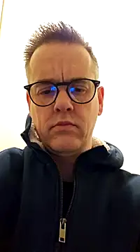 Snapshot of Hectorthyssen1 chatting on January 5, 8:31 pm Hectorthyssen1 online show from January 5, 8:31 pm