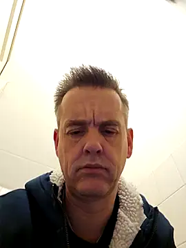 Snapshot of Hectorthyssen1 chatting on January 12, 9:29 pm Hectorthyssen1 online show from January 12, 9:29 pm