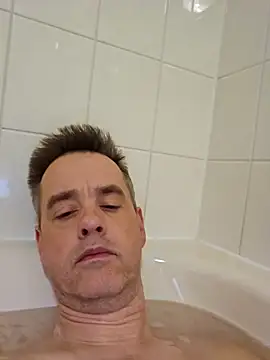 Snapshot of Hectorthyssen1 chatting on January 18, 6:10 pm Hectorthyssen1 online show from January 18, 6:10 pm