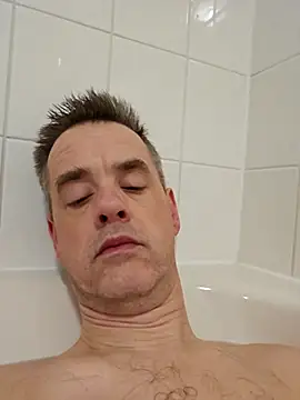 Snapshot of Hectorthyssen1 chatting on February 22, 8:09 pm Hectorthyssen1 online show from February 22, 8:09 pm