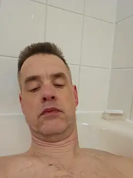 Snapshot of Hectorthyssen1 chatting on March 14, 5:46 pm Hectorthyssen1 online show from March 14, 5:46 pm