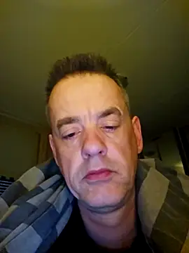 Snapshot of Hectorthyssen1 chatting on March 15, 6:25 am Hectorthyssen1 online show from March 15, 6:25 am