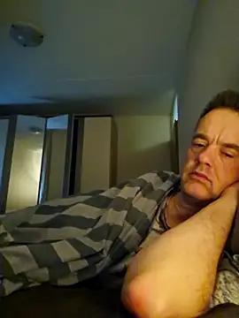 Snapshot of Hectorthyssen1 chatting on September 27, 7:24 am Hectorthyssen1 online show from September 27, 7:24 am