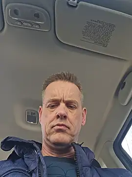 Hectorthyssen1 online show from March 31, 2:50 pm