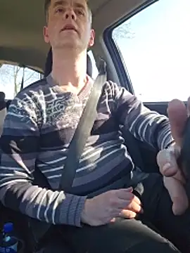 Hectorthyssen1 online show from April 15, 2:46 pm