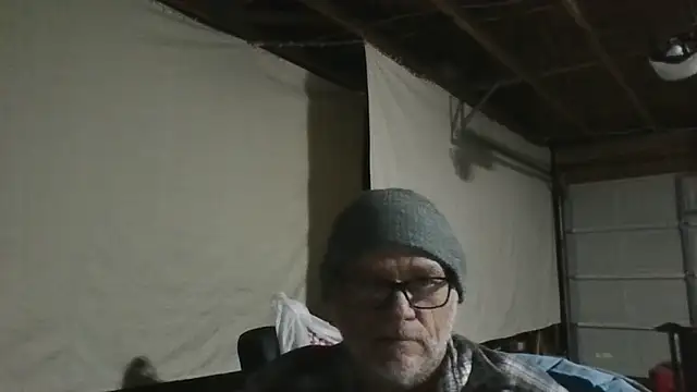 Snapshot of 69vivian chatting on December 13, 4:54 am 69vivian online show from December 13, 4:54 am