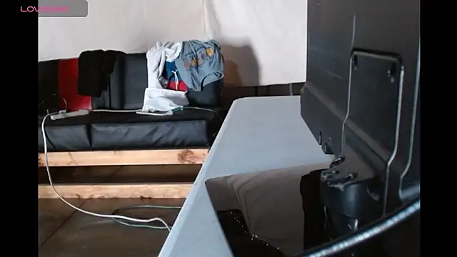 69vivian online show from December 20, 9:39 pm