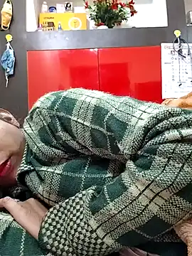 Sexy-Mona2 online show from December 19, 4:46 pm