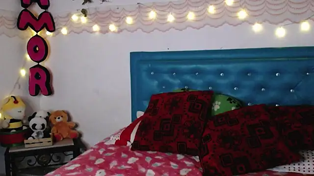 zarquita99 online show from January 10, 4:44 am