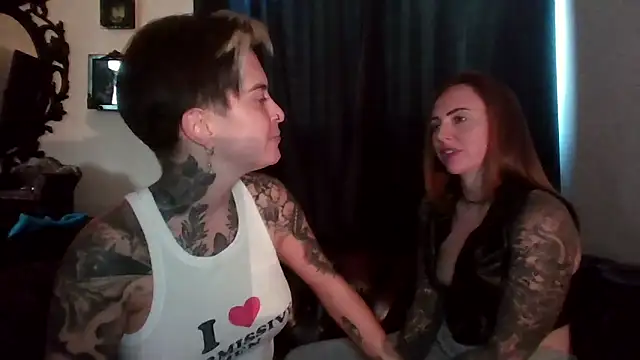 Snapshot of Alexandersonxo chatting on November 17, 12:55 pm Alexandersonxo online show from November 17, 12:55 pm