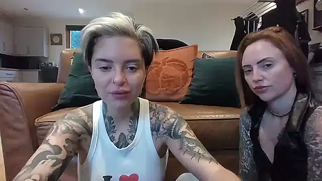 Snapshot of Alexandersonxo chatting on November 18, 9:14 am Alexandersonxo online show from November 18, 9:14 am