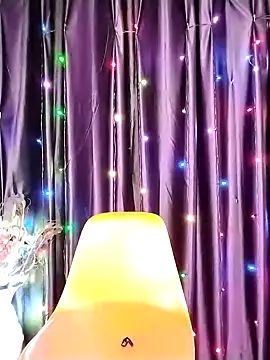 Snapshot of Anjelsarika chatting on December 5, 4:55 pm Anjelsarika online show from December 5, 4:55 pm