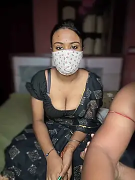 Snapshot of Anjelsarika chatting on January 9, 12:57 am Anjelsarika online show from January 9, 12:57 am