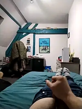 JulesG18 online show from March 2, 9:32 pm