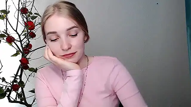 Queen ofLove online show from March 27, 2:06 pm