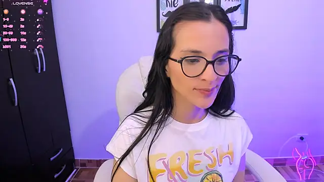 mariaan m  online show from January 4, 11:27 pm