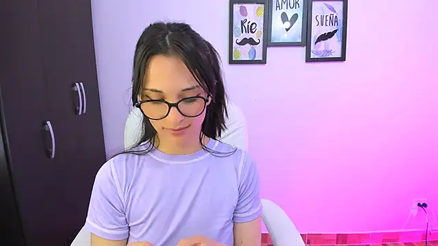 mariaan m  online show from February 15, 1:42 am