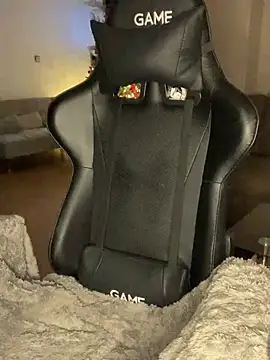 Ryan-hot online show from December 13, 4:00 am