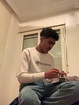 Ryan-hot online show from December 27, 11:53 pm