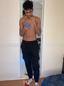 Ryan-hot online show from March 4, 2:49 am