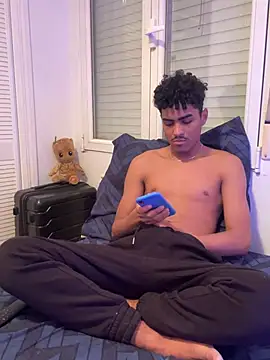 Ryan-hot online show from March 4, 6:37 am