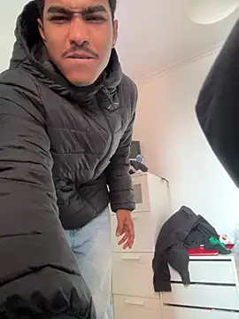 Ryan-hot online show from March 17, 10:17 am