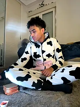 Ryan-hot online show from November 22, 3:16 am