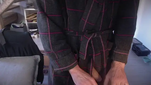 contemptumundi888 online show from December 14, 12:54 pm