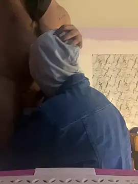 Snapshot of mikemacluffy chatting on January 24, 2:41 pm mikemacluffy online show from January 24, 2:41 pm