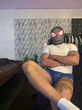 Snapshot of mikemacluffy chatting on March 19, 4:47 am mikemacluffy online show from March 19, 4:47 am