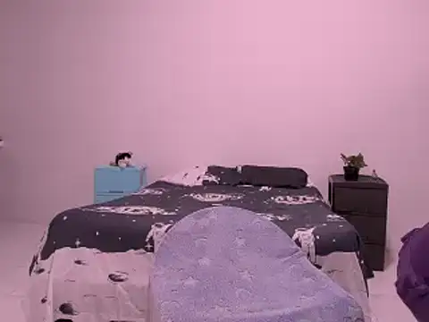 Snapshot of isabella_tasty25 chatting on November 27, 4:09 pm isabella tasty25 online show from November 27, 4:09 pm