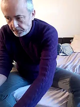 Snapshot of GayPourToi chatting on February 23, 5:18 pm GayPourToi online show from February 23, 5:18 pm