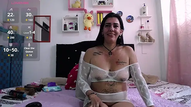 la gatabk  online show from December 14, 6:34 pm